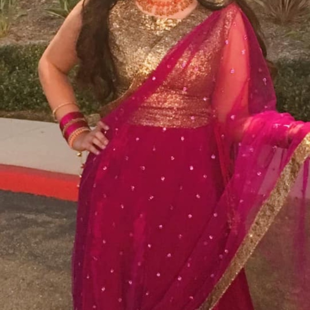 Heavy magenta velvet lengha